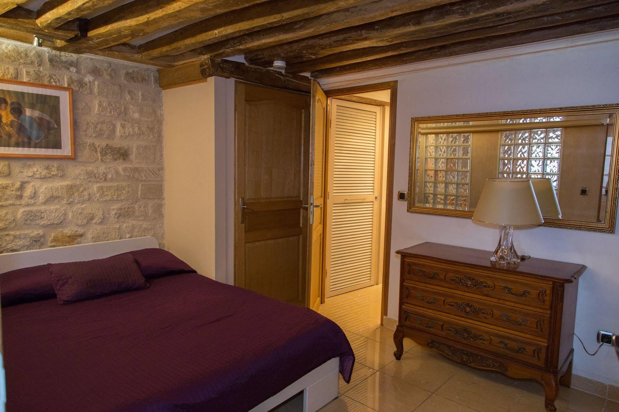 Saint Germain Des Pres Apartment Paris Bagian luar foto