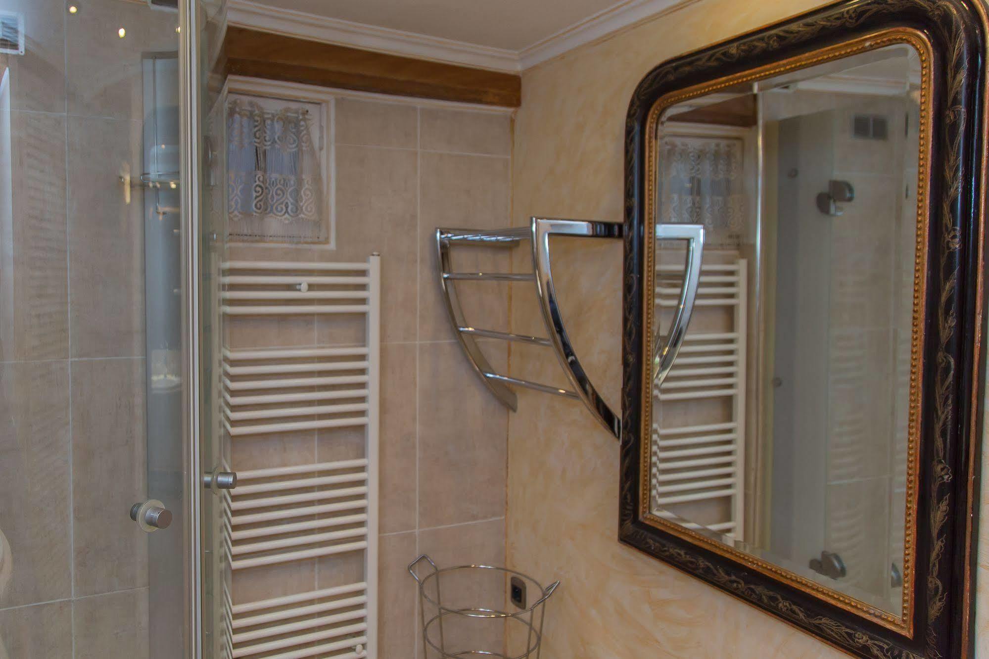Saint Germain Des Pres Apartment Paris Bagian luar foto